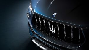 Maserati Levante Hybrid - grille