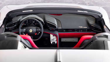 Ferrari 849 Testarossa Spider - interior