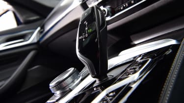 BMW 530e Touring - transmission