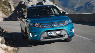 Suzuki Vitara - action