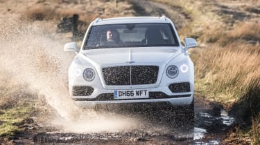 Bentley Bentayga Diesel - Ice white 2017 off-road