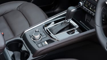 Mazda CX-5 2.5 GT Sport - gearshift