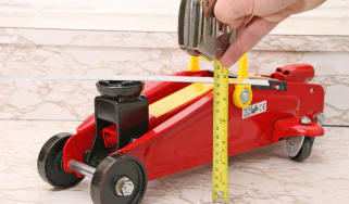 Trolley jacks tested