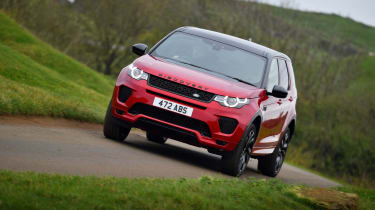 Land Rover Discovery Sport - front action