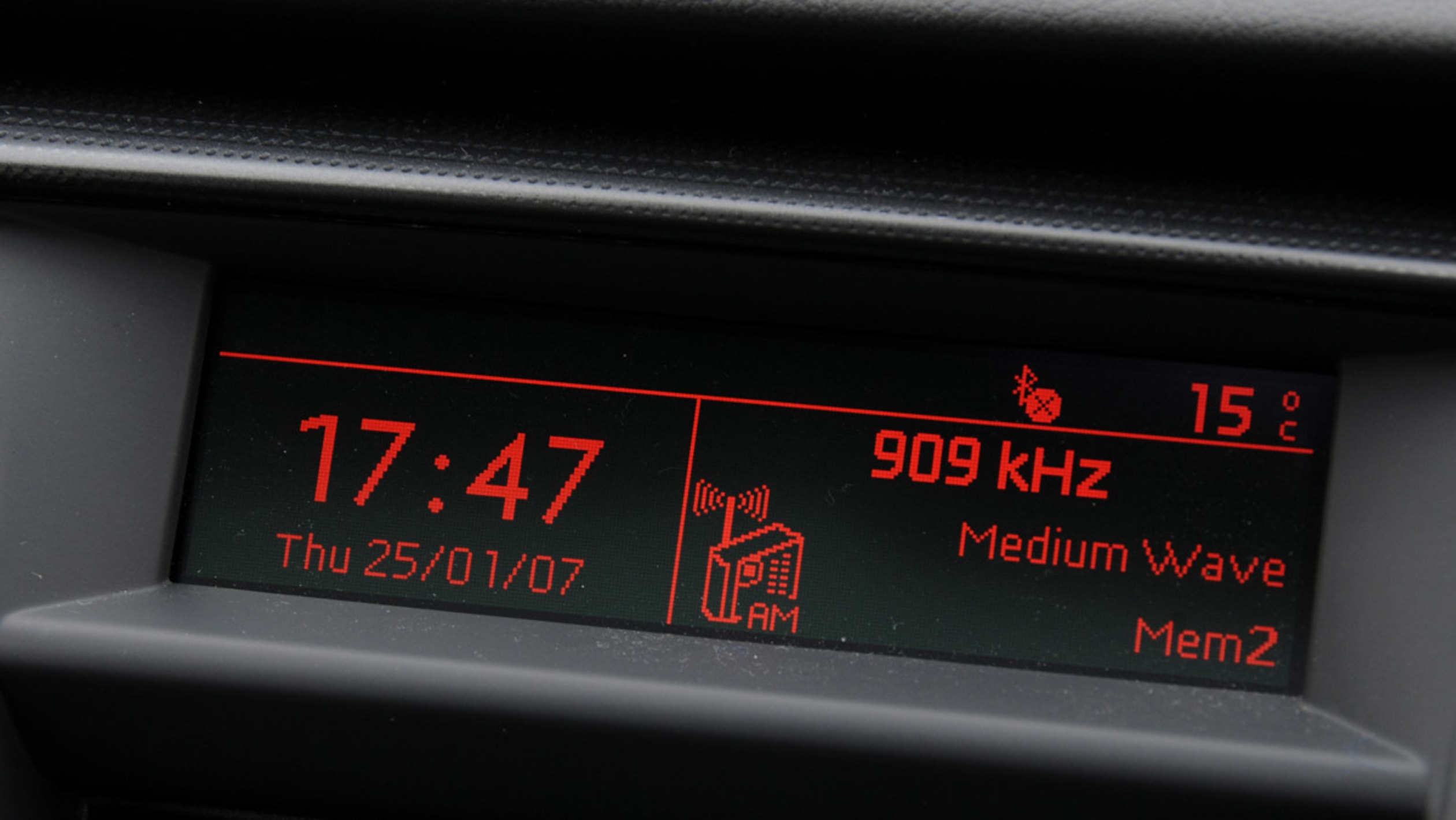 R (programming language) intelligence overview