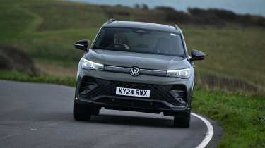 Volkswagen Tiguan - front cornering