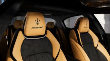 Maserati Ghibli 334 Ultima V8 - front seats