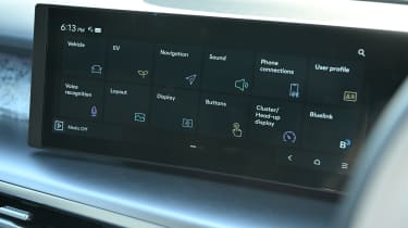 Hyundai Ioniq 9 - infotainment