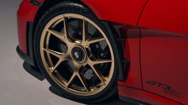 Porsche 911 SC - gold wheel