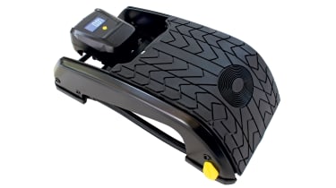 Michelin 12209 Digital Double-Barrel Footpump