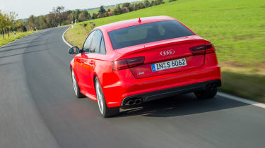 Audi S6 saloon 2014 rear tracking