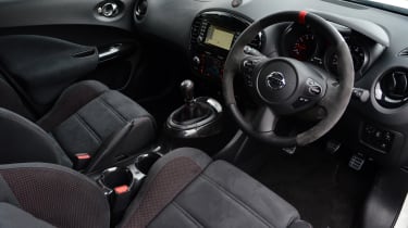Nissan Juke Nismo 4WD interior