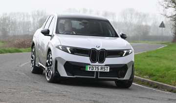 BMW iX3 - front cornering