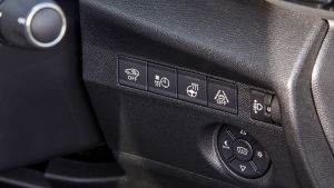 Citroen e-C4 - buttons