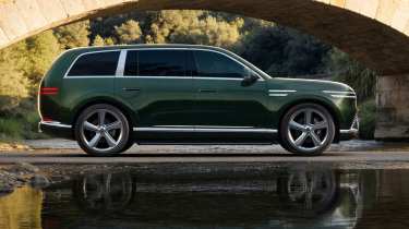 Genesis GV90 SUV green
