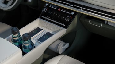 Hyundai Santa Fe - interior