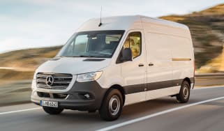 Mercedes Sprinter 2018 - front