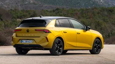 Vauxhall Astra facelift - rear static