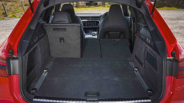 Audi RS 6 Avant - boot seats partially folded