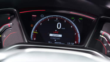 Honda Civic Type R FK8 - dashboard screen