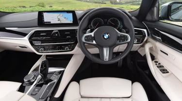 BMW 5 Series - dash