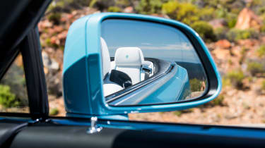 Rolls-Royce Dawn - mirror
