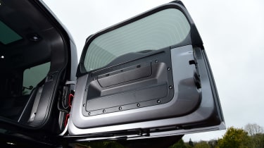 Land Rover Defender 130 - rear door