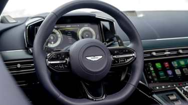 Aston Martin Vantage Roadster - steering wheel