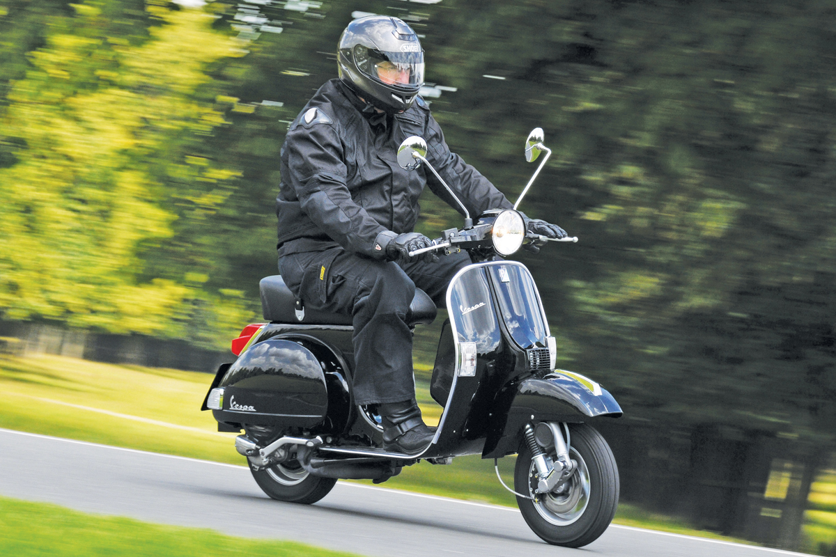 Vespa PX scooter tested | Auto Express
