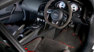 Audi R8 GT dash
