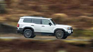 Toyota Land Cruiser 48v - side