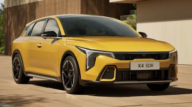 Kia K4 - front