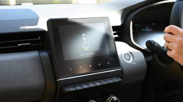 Renault Clio - infotainment screen