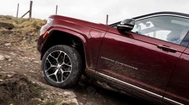 Jeep Grand Cherokee 4xe - off-road detail