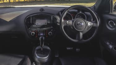 Nissan Juke Mk1 - dash