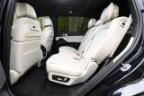 BMW X7 - middle row seats