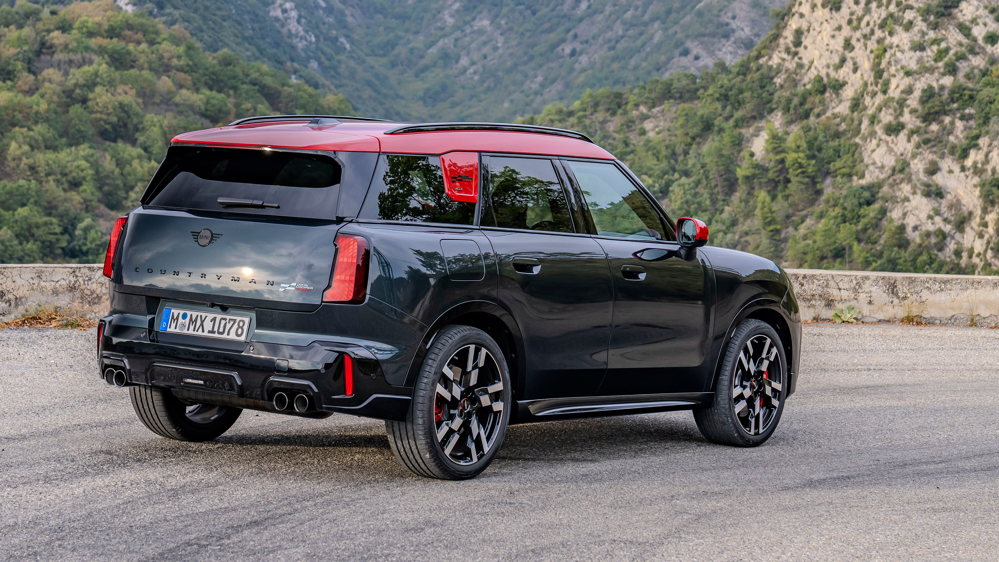 2024 MINI Cooper Countryman Review, Pricing, & Pictures