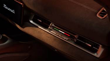 Maserati MCPura - interior detail