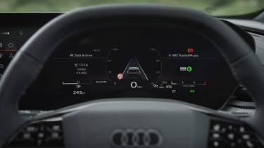 Audi Q5 Sportback - dials