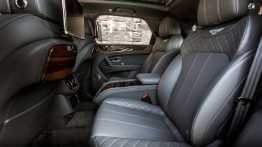 Bentley Bentayga Diesel - Ice white 2017 rear seats