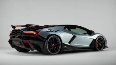Lamborghini Revuelto SV - rear