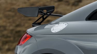 Audi TT RS Iconic Edition - rear wing