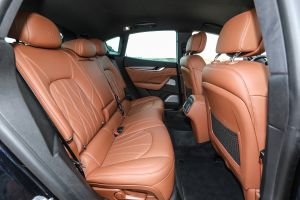 Maserati Levante - rear seats