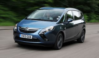 Vauxhall Zafira Bi-Turbo front action