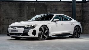 Audi e-tron GT - white front static