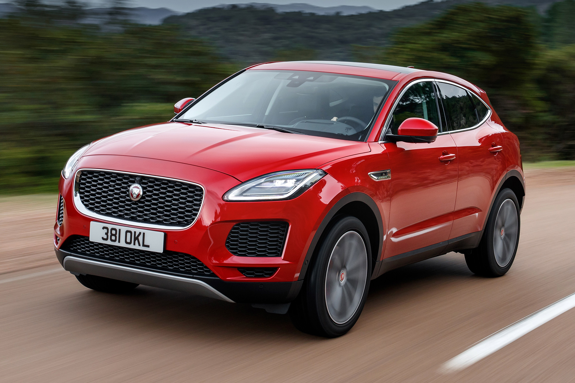 Jaguar e pace отзывы владельцев минусы