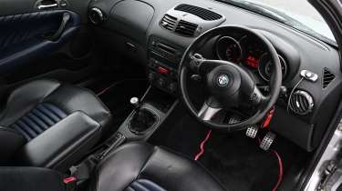Alfa Romeo 147 GTA - interior overview
