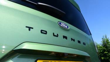 Ford Tourneo Courier Titanium - rear badge