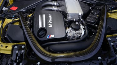 BMW M4 - engine