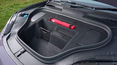 Porsche Macan Electric 4 - under-bonnet storage